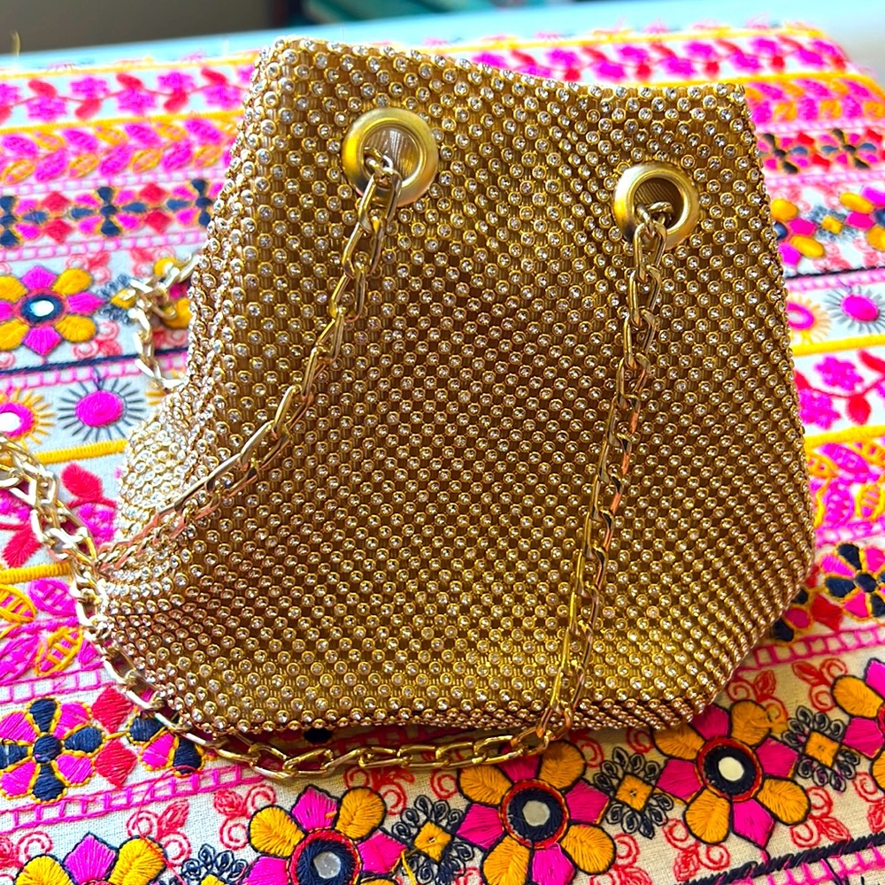 Beautiful purse rose, gold/gold  colored bag sequence like beads rose gold chain